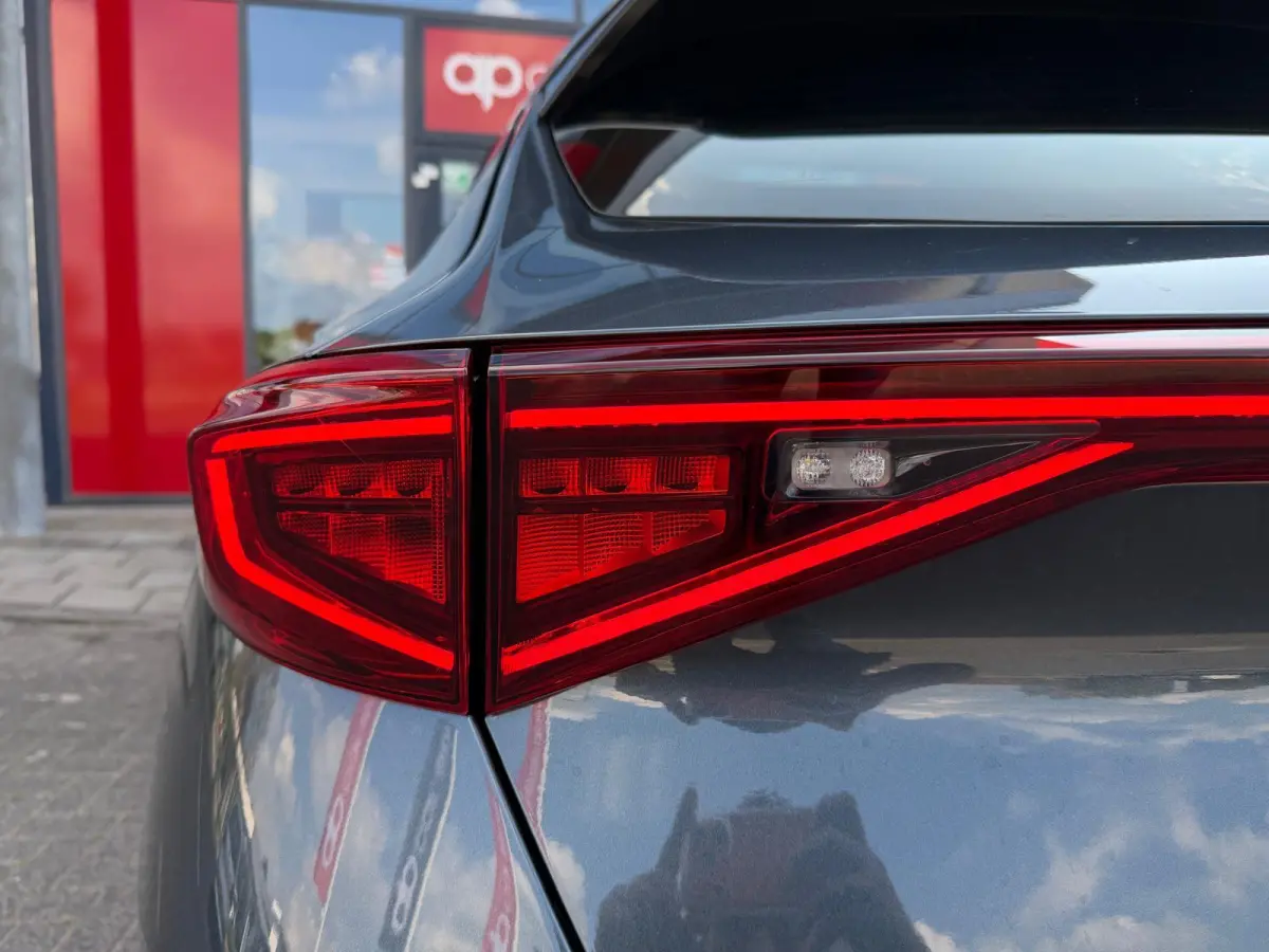 1.4 e-Hybrid VZ Panorama