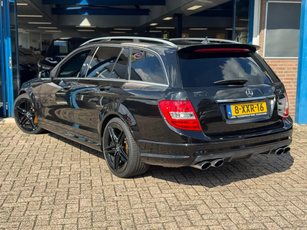 AMG 63 2009 ZWART Youngtimer!