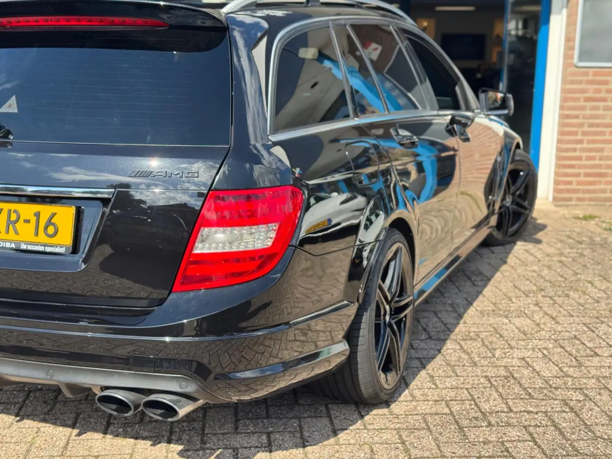 AMG 63 2009 ZWART Youngtimer!