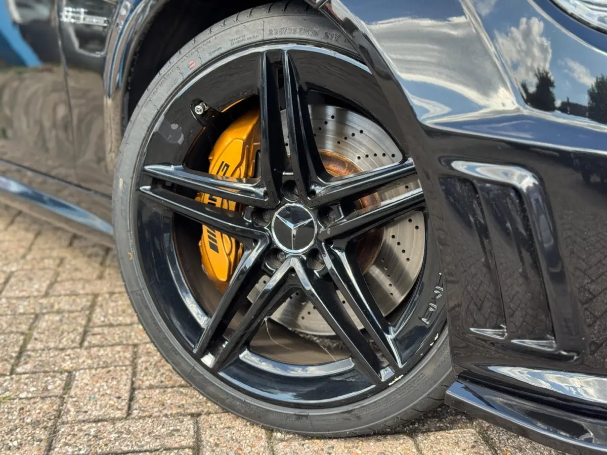 AMG 63 2009 ZWART Youngtimer!