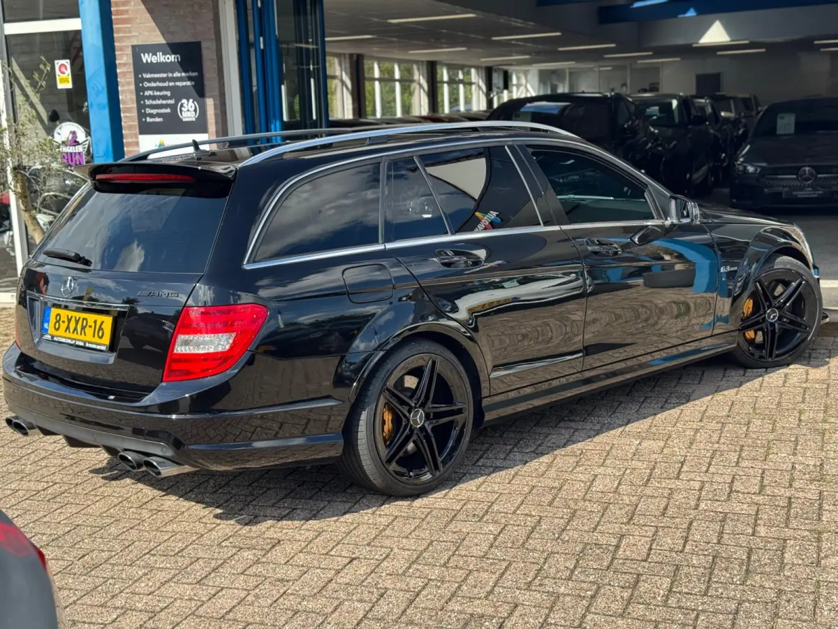 AMG 63 2009 ZWART Youngtimer!