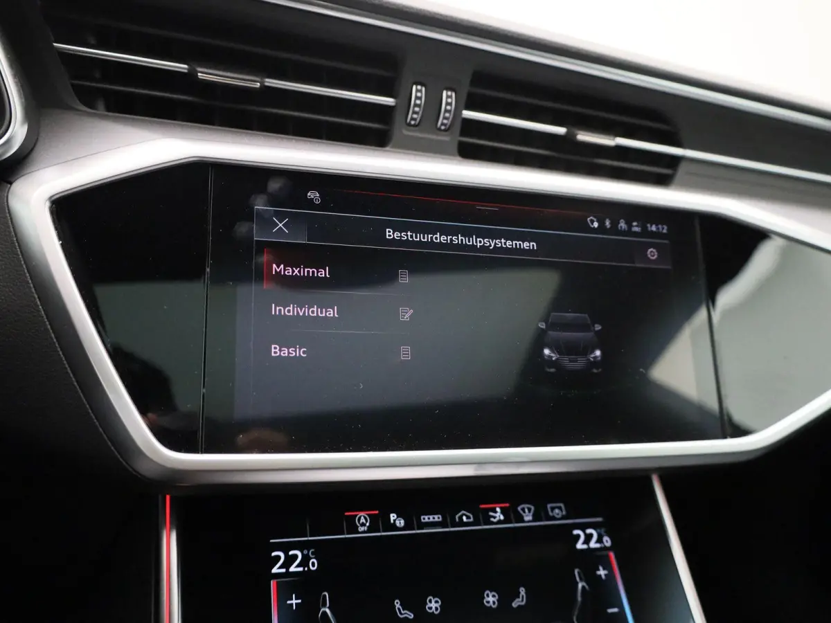 45 TFSI quattro 265 PK | S-line | Automaat | Navigatie | 360 Camera | Panoramadak | Vierwielbesturing | Adaptive Cruise Control | Trekhaak | Stoelverwarming | HD LED Matrix | Head-up display