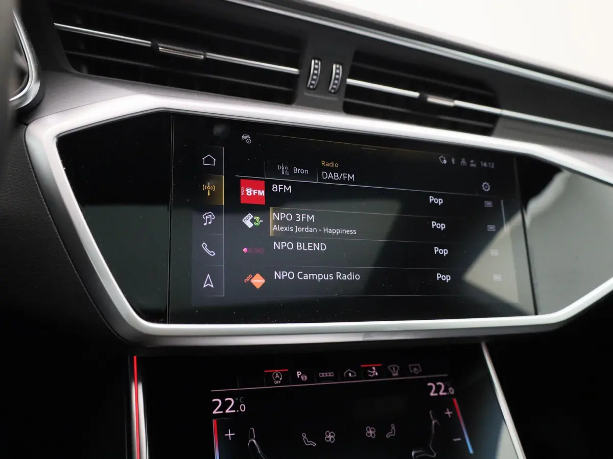 45 TFSI quattro 265 PK | S-line | Automaat | Navigatie | 360 Camera | Panoramadak | Vierwielbesturing | Adaptive Cruise Control | Trekhaak | Stoelverwarming | HD LED Matrix | Head-up display