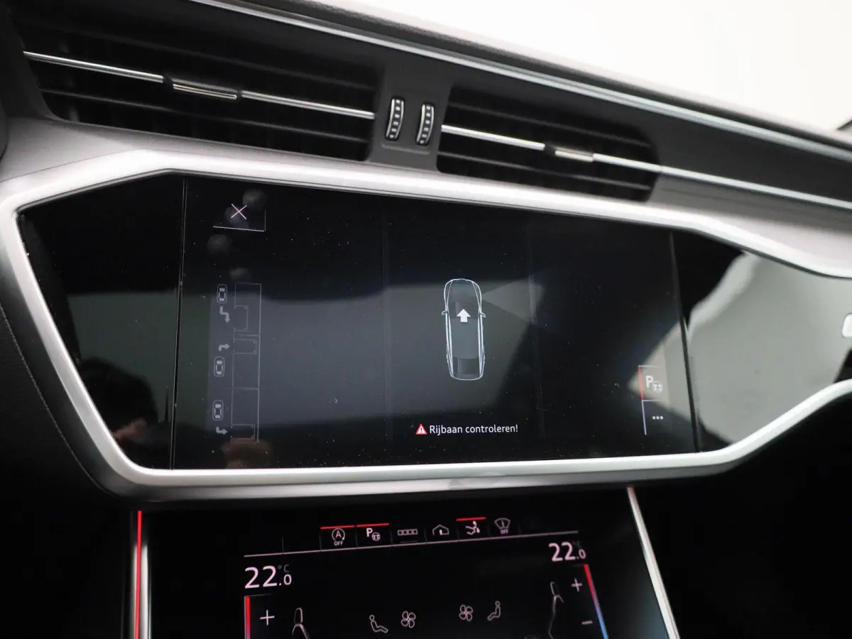 45 TFSI quattro 265 PK | S-line | Automaat | Navigatie | 360 Camera | Panoramadak | Vierwielbesturing | Adaptive Cruise Control | Trekhaak | Stoelverwarming | HD LED Matrix | Head-up display