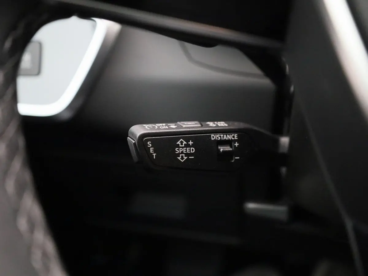 45 TFSI quattro 265 PK | S-line | Automaat | Navigatie | 360 Camera | Panoramadak | Vierwielbesturing | Adaptive Cruise Control | Trekhaak | Stoelverwarming | HD LED Matrix | Head-up display