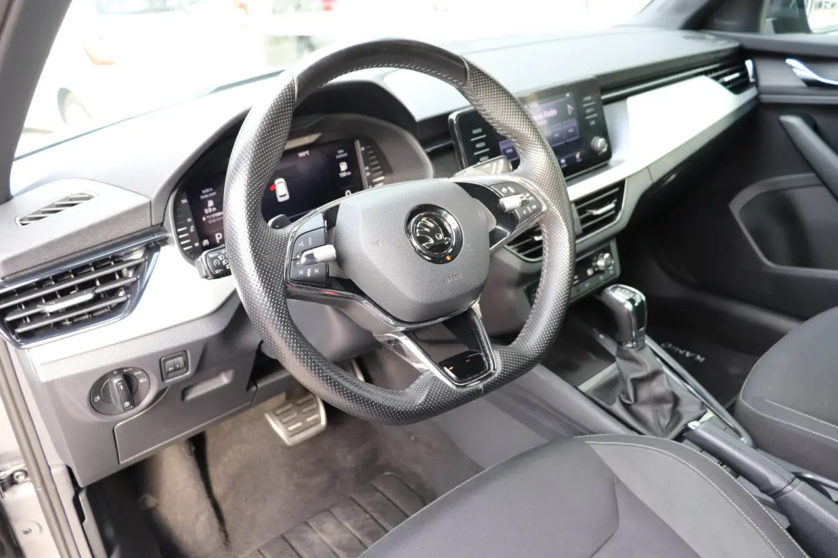 1.0 TSI Sport Business, automaat .