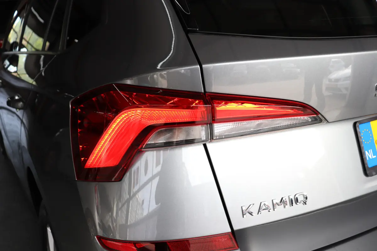 1.0 TSI Sport Business, automaat .
