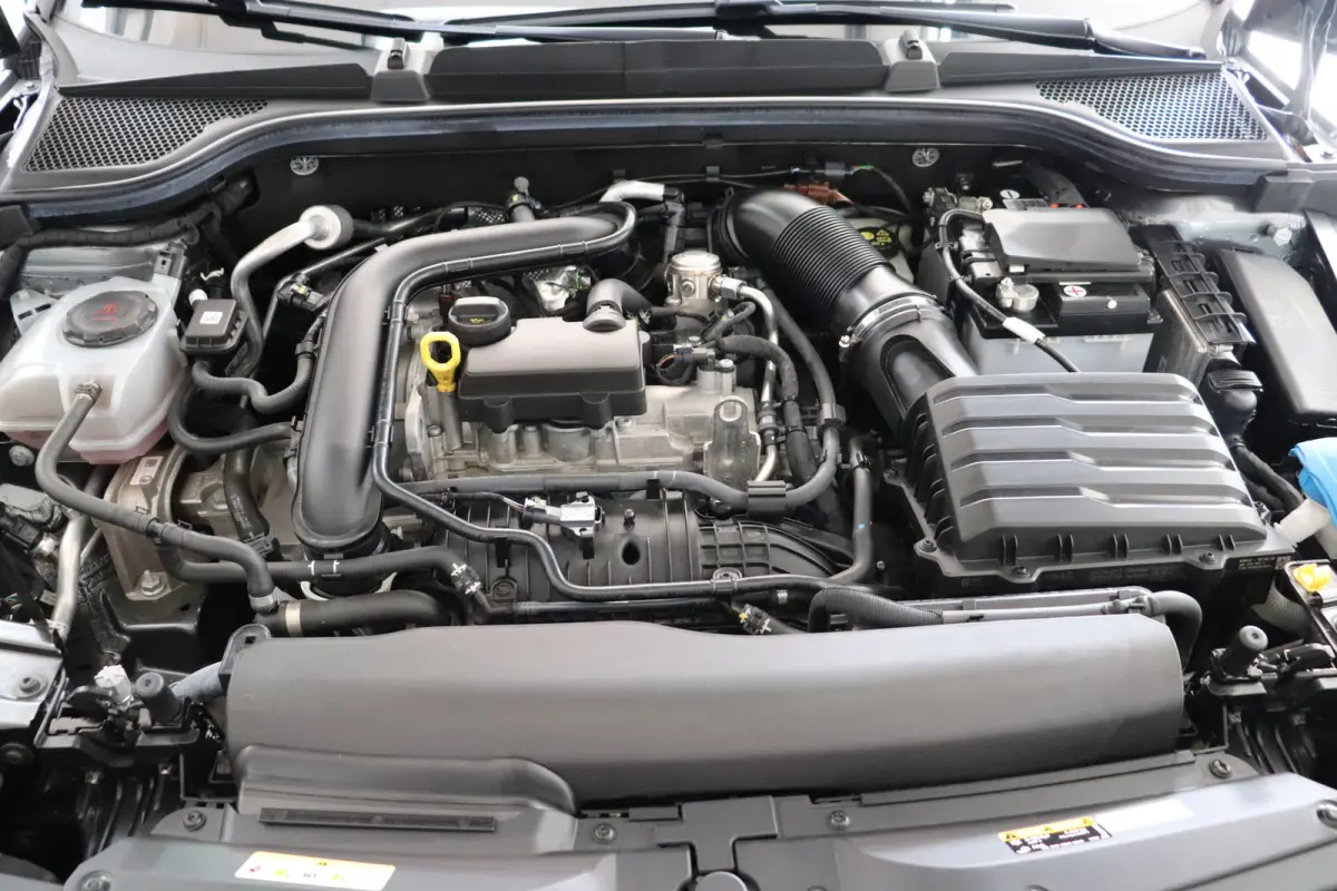 1.0 TSI Sport Business, automaat .