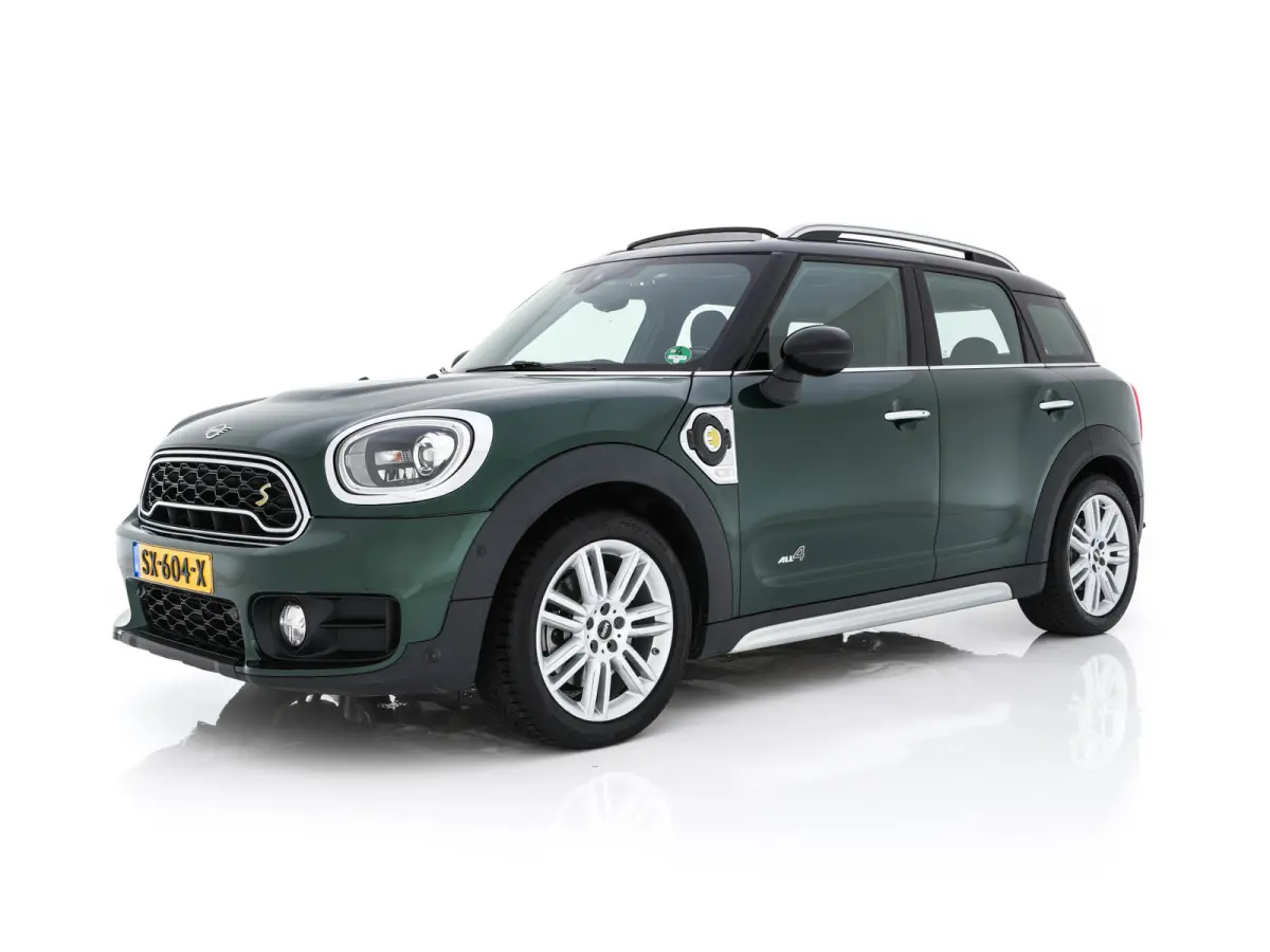 Mini 2.0 Cooper ALL4 Chili Plug-In (INCL-BTW) Aut. *PANO | LEATHER-FABRIC | FULL-LED | SPORT-SEATS | KEYLESS | NAVI-FULLMAP | ECC | AMBIENT-LIGHT | PDC | CRUISE | 18''ALU*
