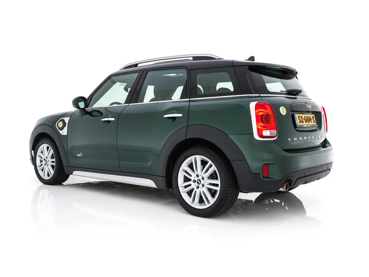 Mini 2.0 Cooper ALL4 Chili Plug-In (INCL-BTW) Aut. *PANO | LEATHER-FABRIC | FULL-LED | SPORT-SEATS | KEYLESS | NAVI-FULLMAP | ECC | AMBIENT-LIGHT | PDC | CRUISE | 18''ALU*