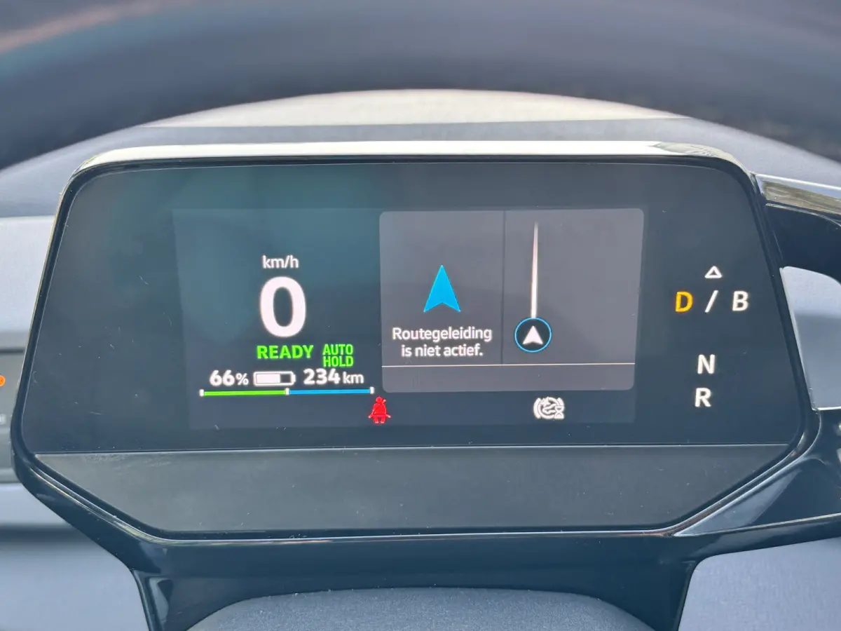 ID.3 Life 58 kWh BTW Auto / AppleCarplay / Stoel en stuurverw / NL Auto Z.G.O.H. € 12.355 Ex BTW