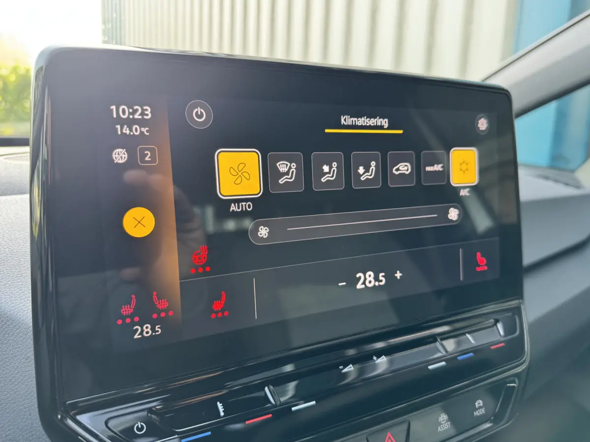 ID.3 Life 58 kWh BTW Auto / AppleCarplay / Stoel en stuurverw / NL Auto Z.G.O.H. € 12.355 Ex BTW