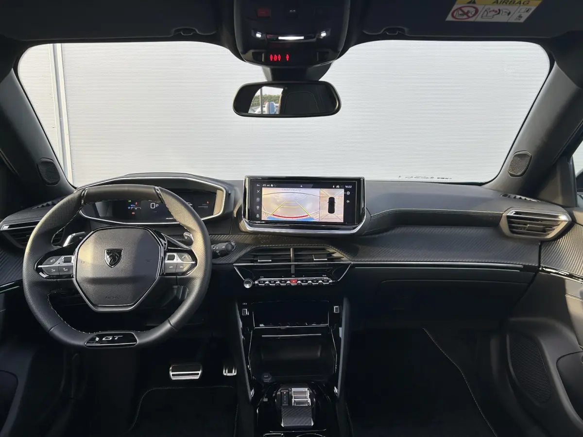 1.2 Hybrid 136 GT | Panoramadak | Adaptieve cruise control | Draadloze oplader | Nieuw te bestellen!! |