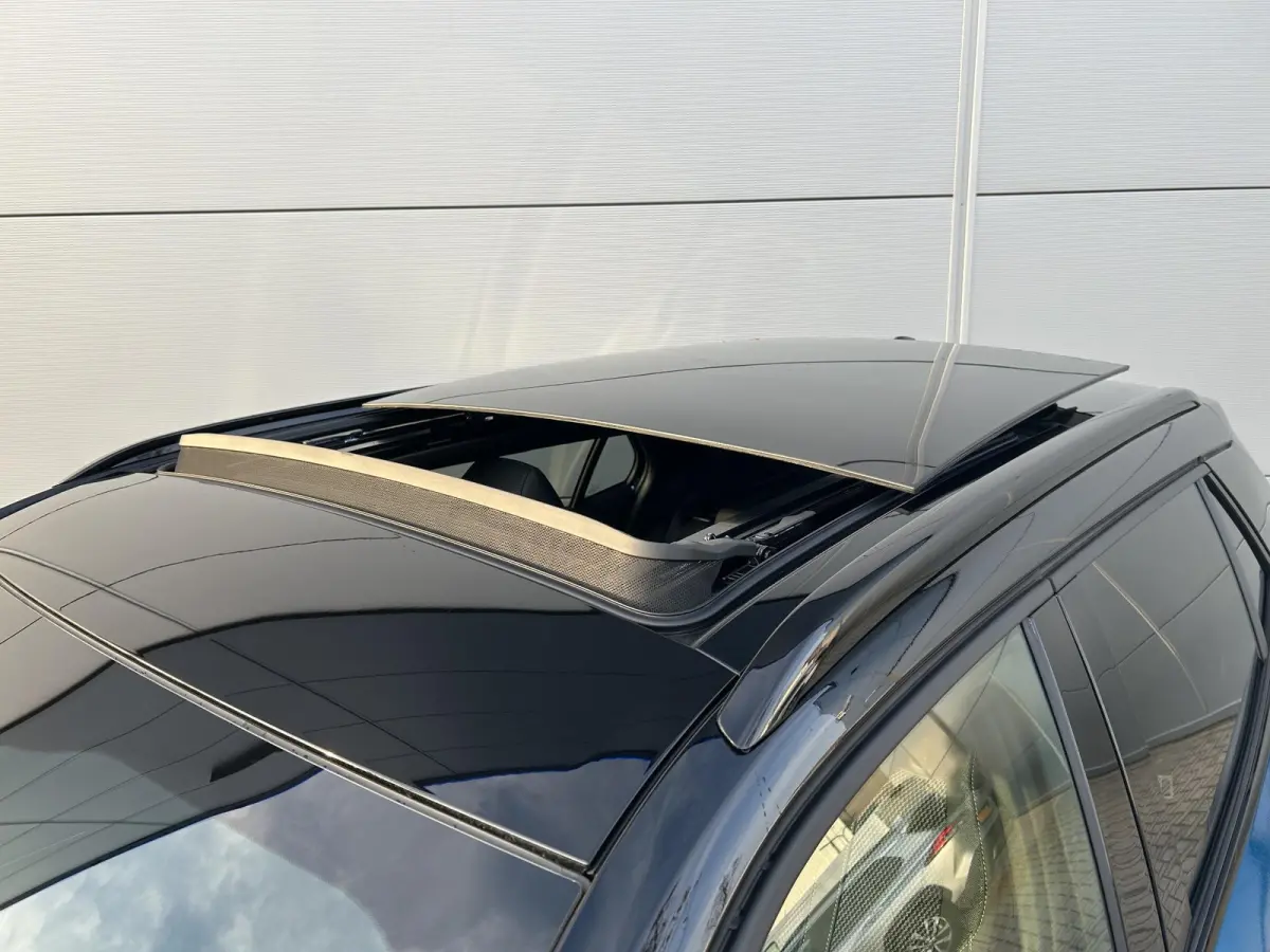 1.2 Hybrid 136 GT | Panoramadak | Adaptieve cruise control | Draadloze oplader | Nieuw te bestellen!! |