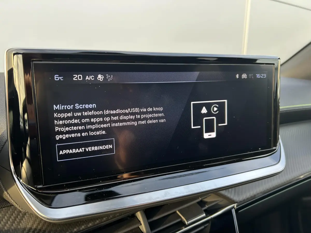 1.2 Hybrid 136 GT | Panoramadak | Adaptieve cruise control | Draadloze oplader | Nieuw te bestellen!! |