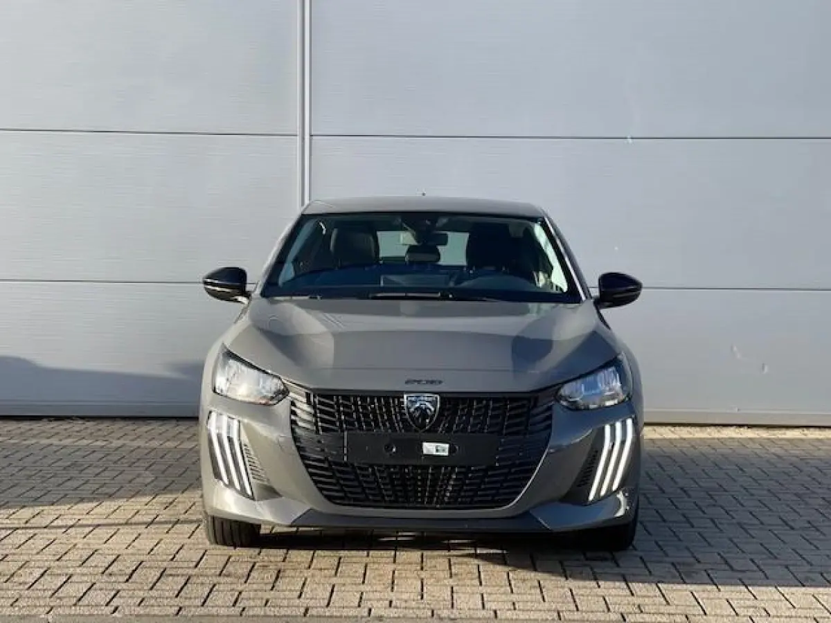 1.2 PureTech 75 Style | Navigatie | Apple Carplay/Android Auto | Parkeersensoren | Airco |