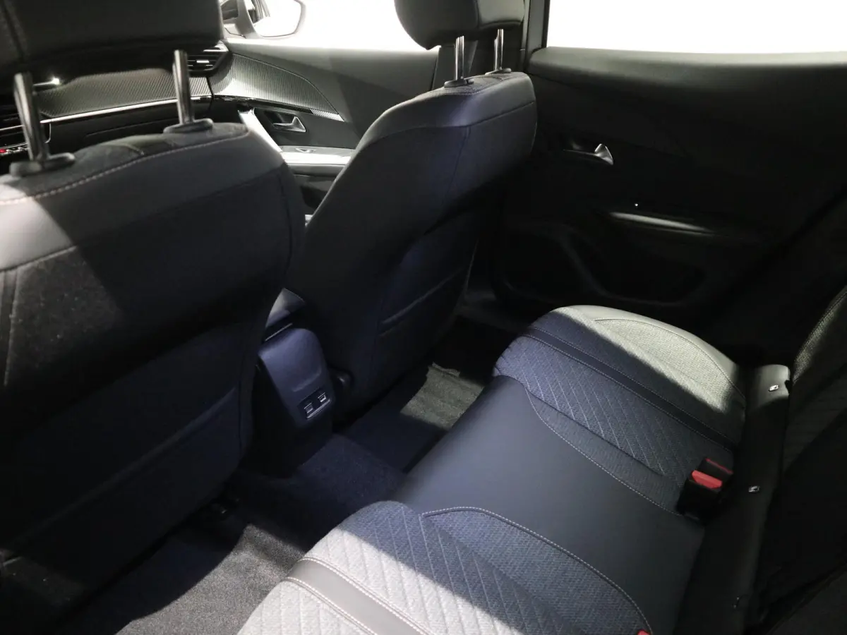 Allure - CAMERA VOOR + ACHTER - NAVI - KEYLESS
