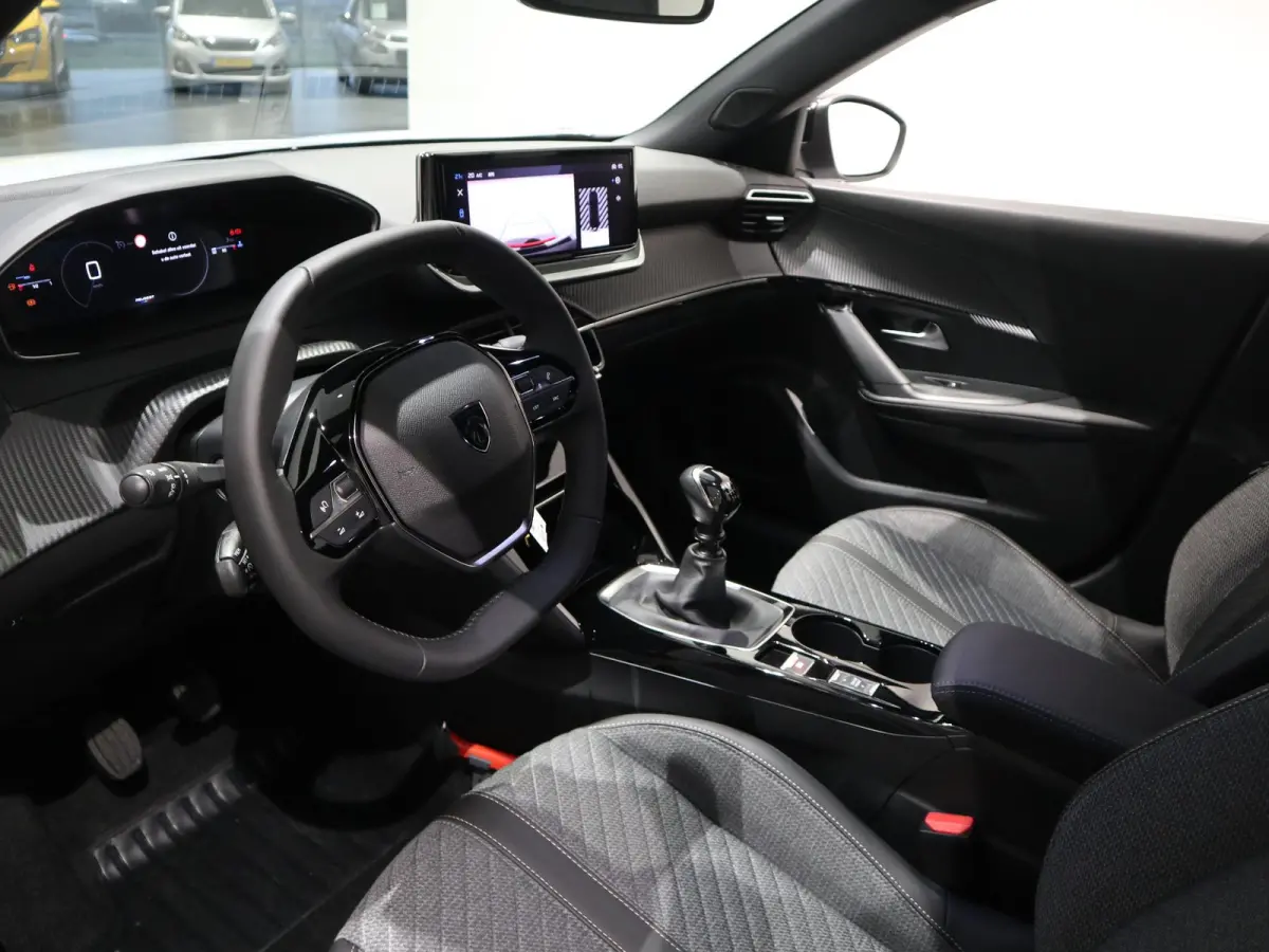 Allure - CAMERA VOOR + ACHTER - NAVI - KEYLESS