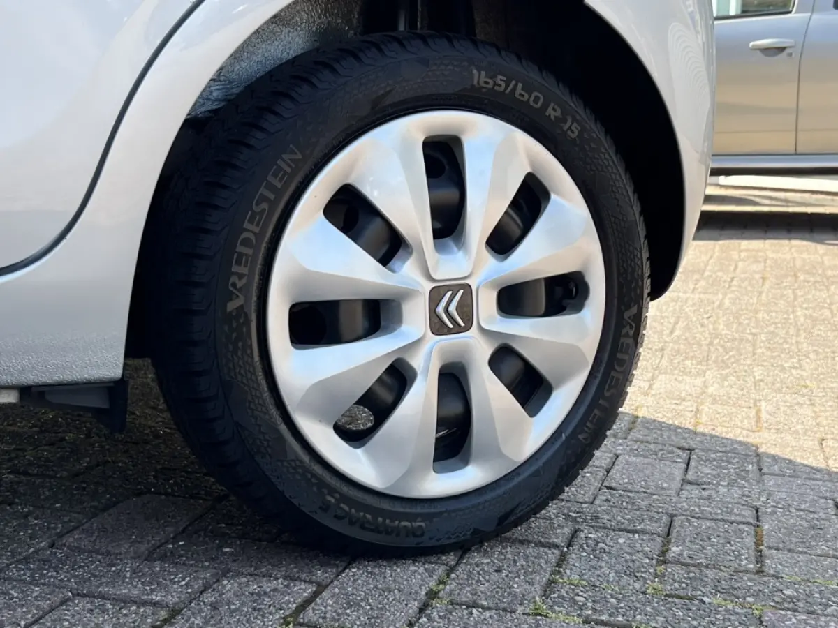 1.0 e-VTi Feel | EERSTE EIGENAAR | AIRCO | BLUETOOTH |