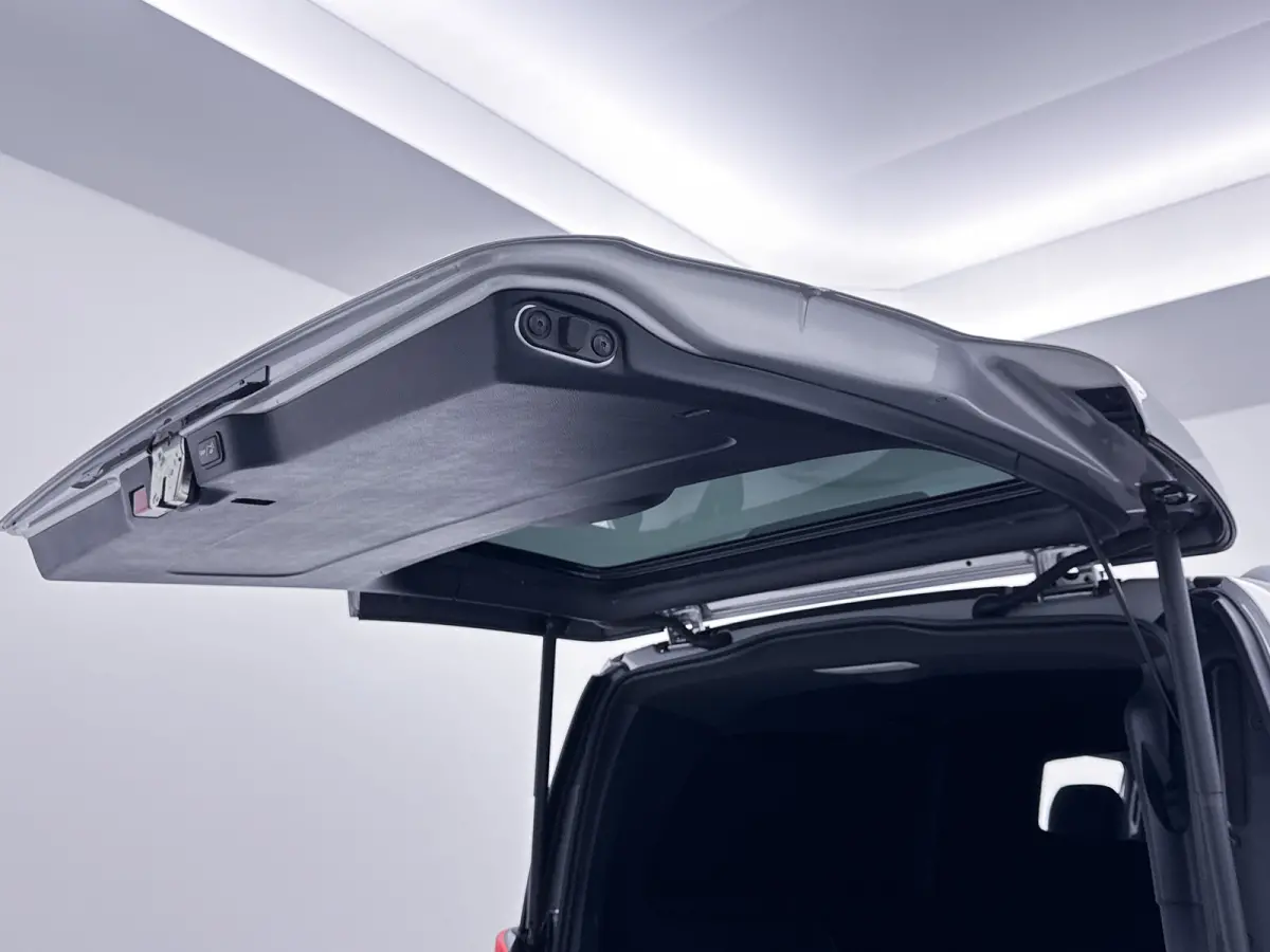 250d 4-MATIC DC Extra Lang AMG Line Leder Dubbele Cabine 19inch Led