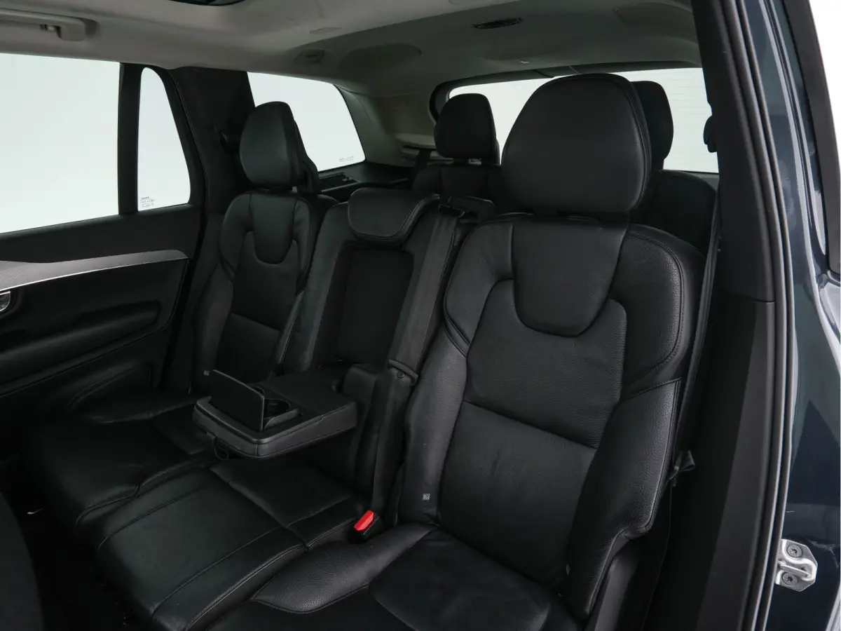 2.0 T8 Twin Engine Inscription AWD [ 7-Pers ] (INCL-BTW) Aut. *PANO | NAPPA-LEATHER | FULL-LED | MEMORY-PACK | KEYLESS | DAB | NAVI-FULLMAP | CAMERA | DIGI-COCKPIT | SPORT-SEATS | 22"ALU*