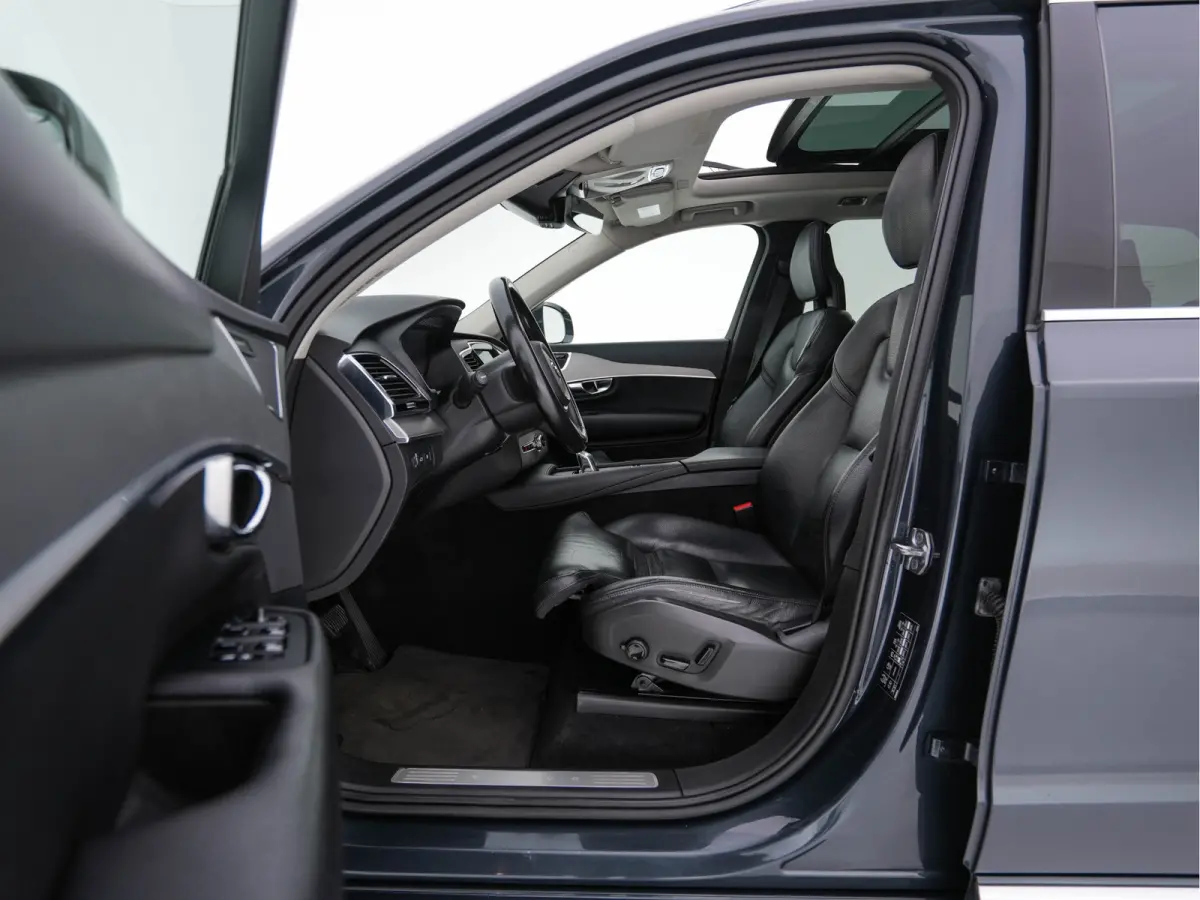 2.0 T8 Twin Engine Inscription AWD [ 7-Pers ] (INCL-BTW) Aut. *PANO | NAPPA-LEATHER | FULL-LED | MEMORY-PACK | KEYLESS | DAB | NAVI-FULLMAP | CAMERA | DIGI-COCKPIT | SPORT-SEATS | 22"ALU*