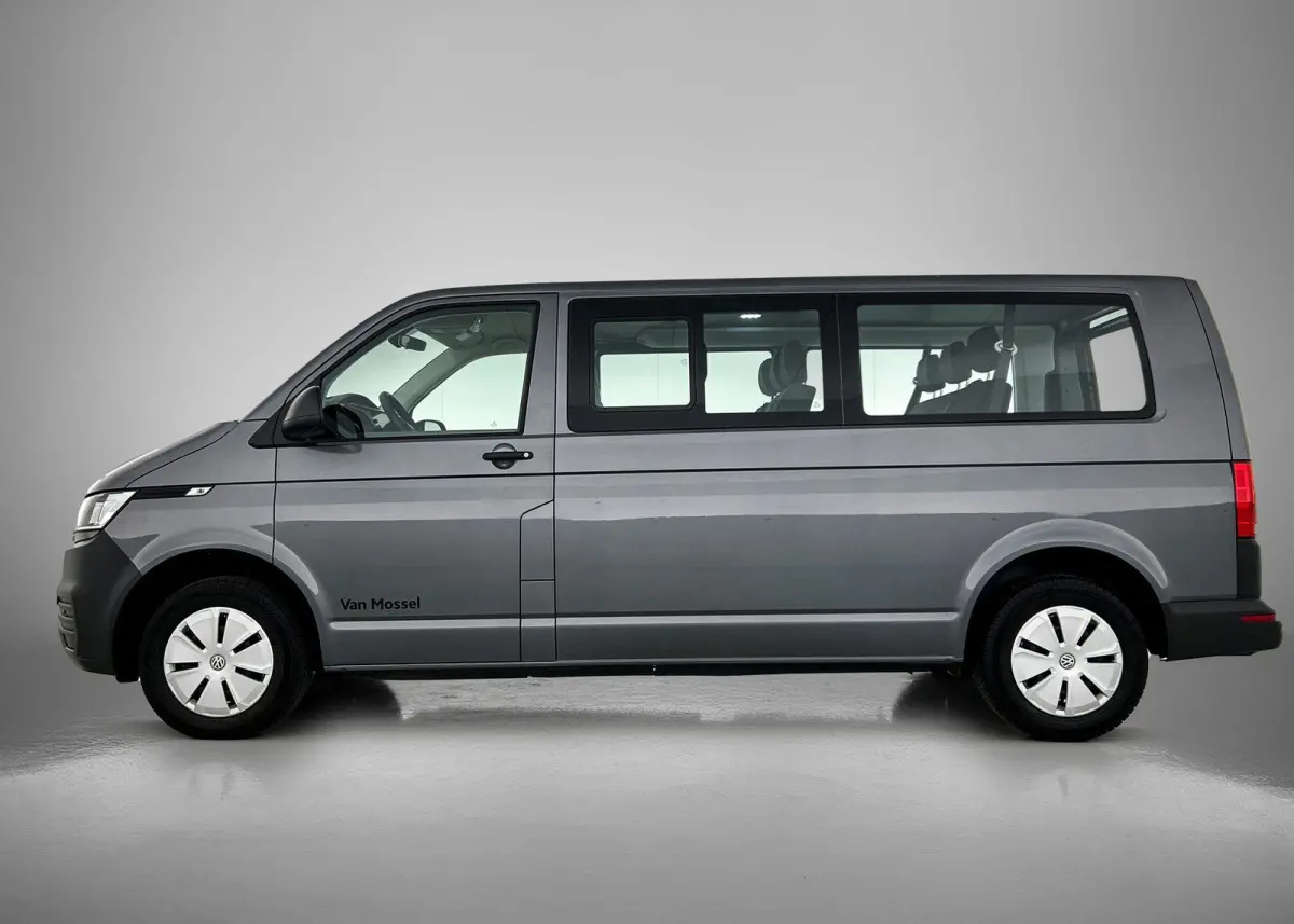 2.0 TDI L2H1 150 PK | Automaat | Airco | Voorstoelen verwarmd | Trekhaak | 9 zits | Radio | Navigatie |