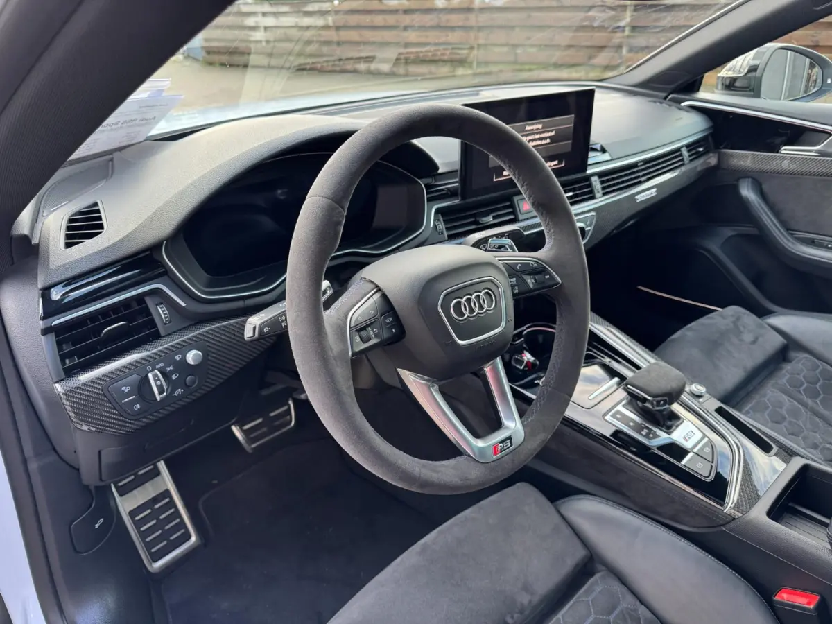 2.9 TFSI quattro Edition 25 / RS Dynamic / Laser / Pano / Head -Up / B&O / Carbon / Massage / BTW ..