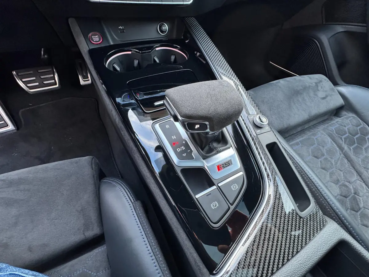 2.9 TFSI quattro Edition 25 / RS Dynamic / Laser / Pano / Head -Up / B&O / Carbon / Massage / BTW ..