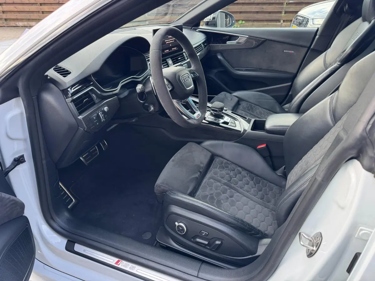 2.9 TFSI quattro Edition 25 / RS Dynamic / Laser / Pano / Head -Up / B&O / Carbon / Massage / BTW ..