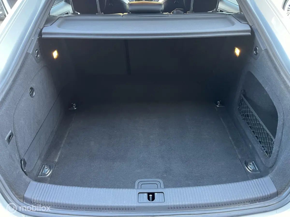 2.0 TFSI 211PK quattro S-LINE*SCHUIFDAK*NAVI*