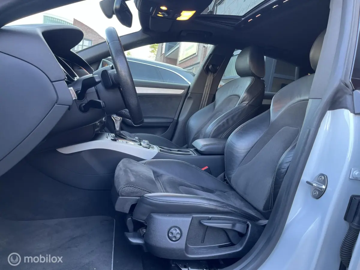 2.0 TFSI 211PK quattro S-LINE*SCHUIFDAK*NAVI*
