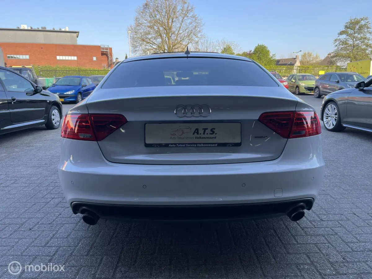 2.0 TFSI 211PK quattro S-LINE*SCHUIFDAK*NAVI*