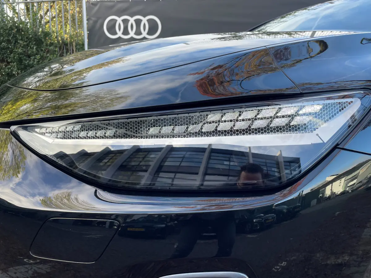 Advanced edition | Adaptive cruise control | Airconditioning 4-zones | Audi sound system