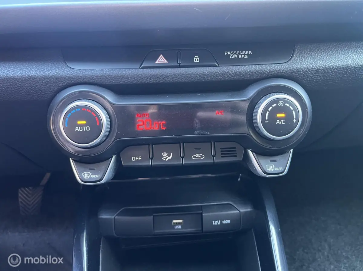 1.0 T-GDi MHEV DynamicLine CRUISE*CAMERA*NAVI*PDC*