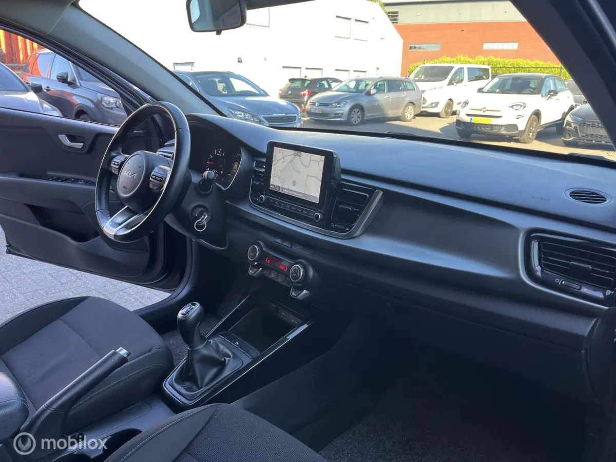 1.0 T-GDi MHEV DynamicLine CRUISE*CAMERA*NAVI*PDC*