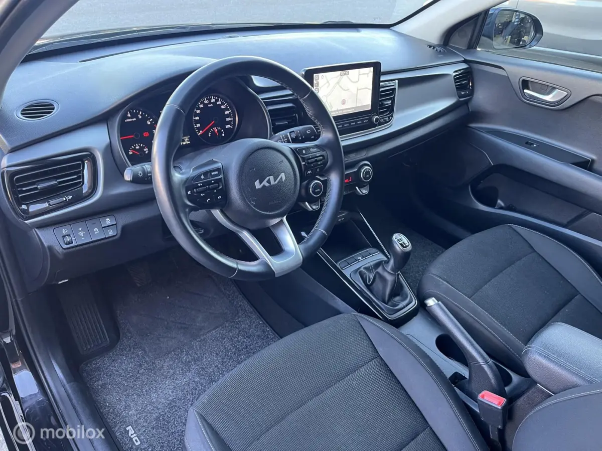 1.0 T-GDi MHEV DynamicLine CRUISE*CAMERA*NAVI*PDC*