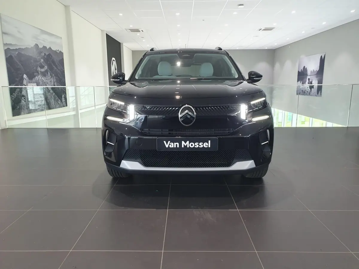 Max 113pk 44 kWh Climate Control | Full Map Navigatie | Apple Carplay / Android Auto | Camera | Parkeersensoren | Bekleding Half Leder | Direct uit Voorraad Leverbaar!