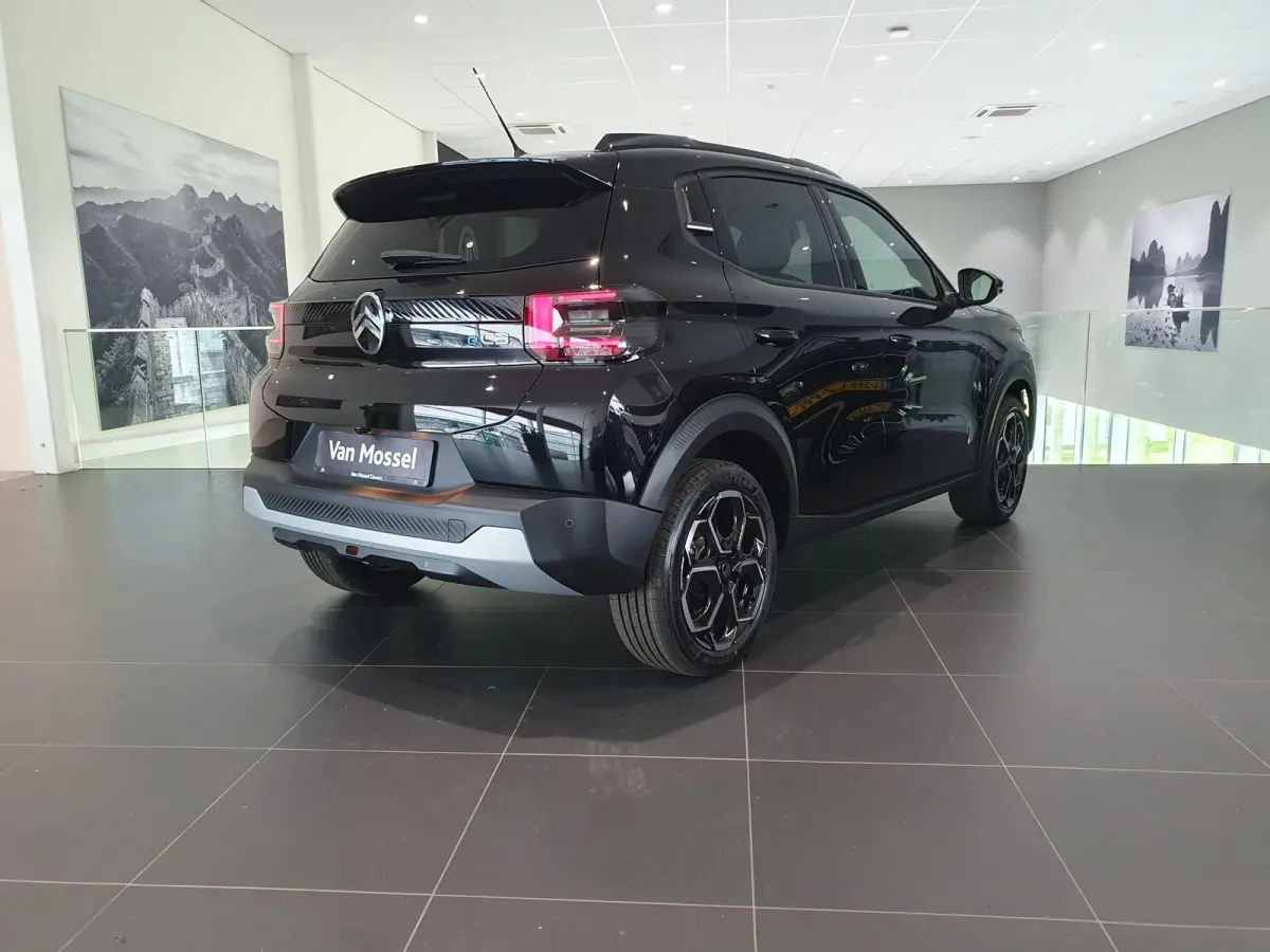 Max 113pk 44 kWh Climate Control | Full Map Navigatie | Apple Carplay / Android Auto | Camera | Parkeersensoren | Bekleding Half Leder | Direct uit Voorraad Leverbaar!