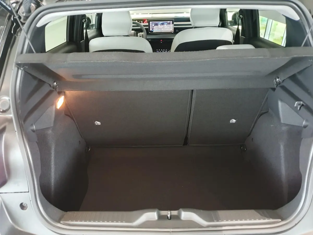 Max 113pk 44 kWh Climate Control | Full Map Navigatie | Apple Carplay / Android Auto | Camera | Parkeersensoren | Bekleding Half Leder | Direct uit Voorraad Leverbaar!