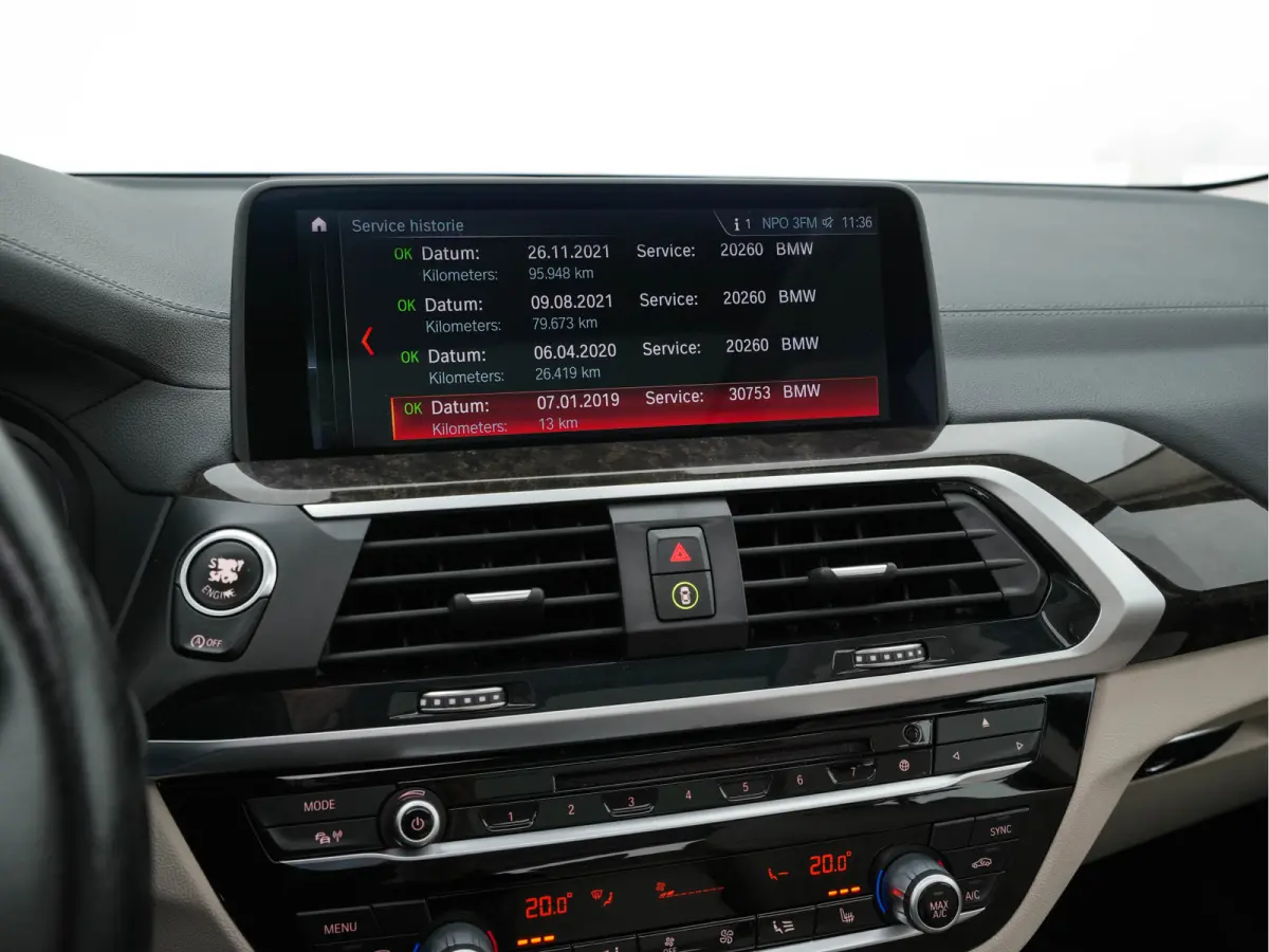 xDrive30d High Executive Luxury-Line Aut. *PANO | HEAD-UP | LEATHER | FULL-LED | NAVI-FULLMAP | HEATED-SPORT-SEATS | MEMORY-PACK | CAMERA | ECC | HIFI-AUDIO | PDC | CRUISE | TOWBAR |  19''AL