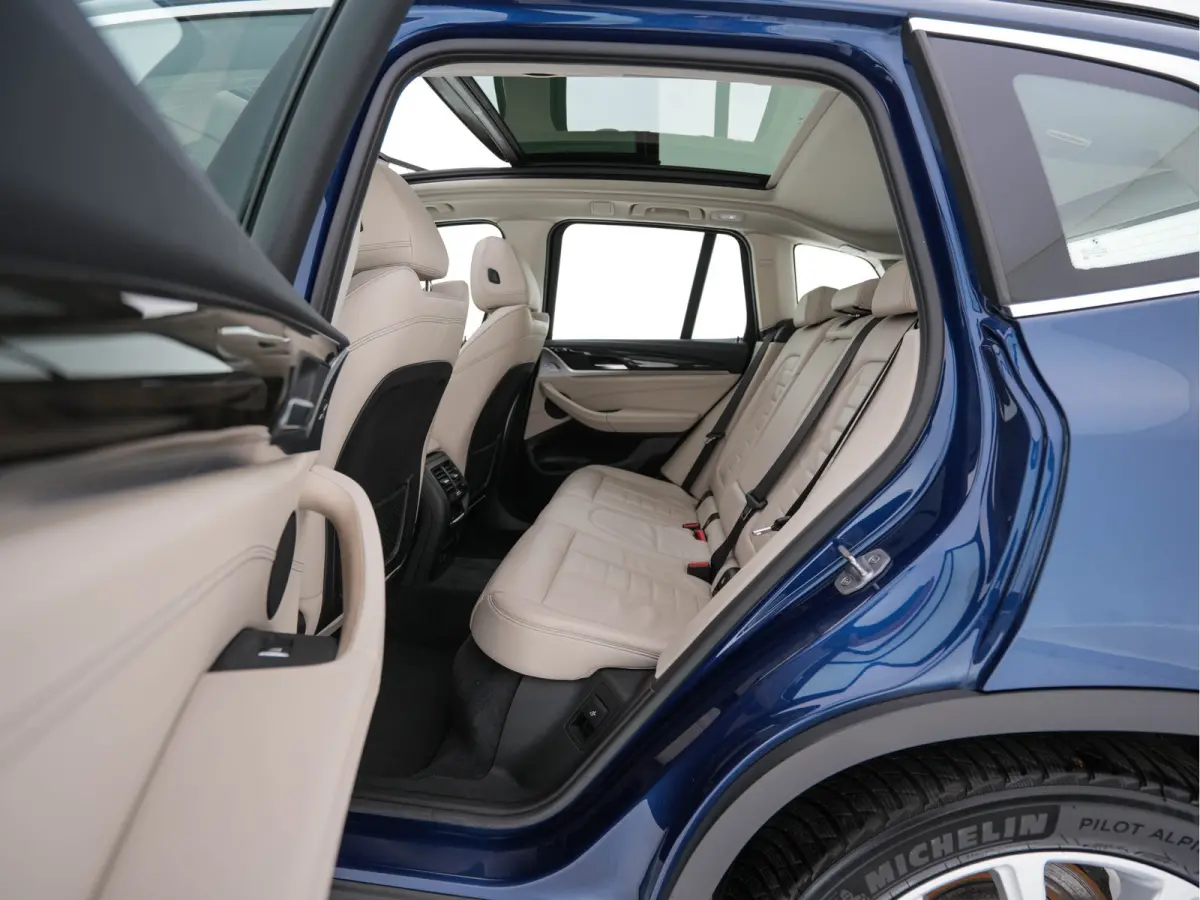 xDrive30d High Executive Luxury-Line Aut. *PANO | HEAD-UP | LEATHER | FULL-LED | NAVI-FULLMAP | HEATED-SPORT-SEATS | MEMORY-PACK | CAMERA | ECC | HIFI-AUDIO | PDC | CRUISE | TOWBAR |  19''AL