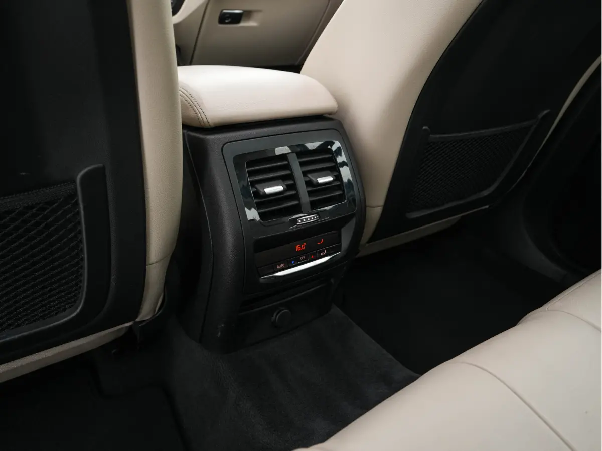 xDrive30d High Executive Luxury-Line Aut. *PANO | HEAD-UP | LEATHER | FULL-LED | NAVI-FULLMAP | HEATED-SPORT-SEATS | MEMORY-PACK | CAMERA | ECC | HIFI-AUDIO | PDC | CRUISE | TOWBAR |  19''AL