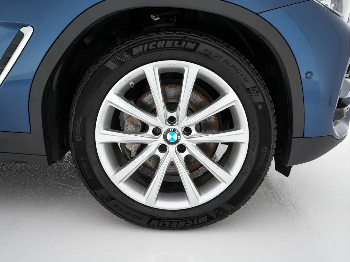 xDrive30d High Executive Luxury-Line Aut. *PANO | HEAD-UP | LEATHER | FULL-LED | NAVI-FULLMAP | HEATED-SPORT-SEATS | MEMORY-PACK | CAMERA | ECC | HIFI-AUDIO | PDC | CRUISE | TOWBAR |  19''AL