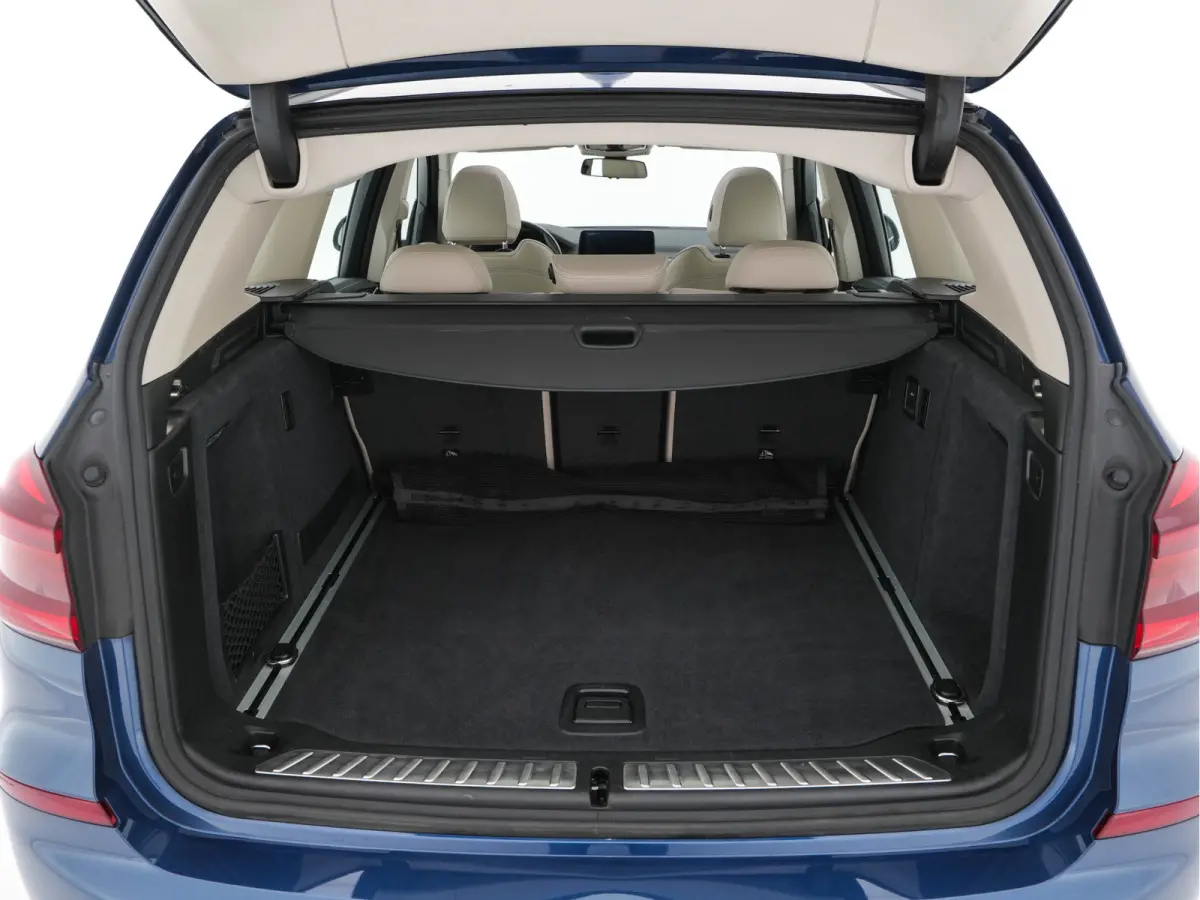 xDrive30d High Executive Luxury-Line Aut. *PANO | HEAD-UP | LEATHER | FULL-LED | NAVI-FULLMAP | HEATED-SPORT-SEATS | MEMORY-PACK | CAMERA | ECC | HIFI-AUDIO | PDC | CRUISE | TOWBAR |  19''AL