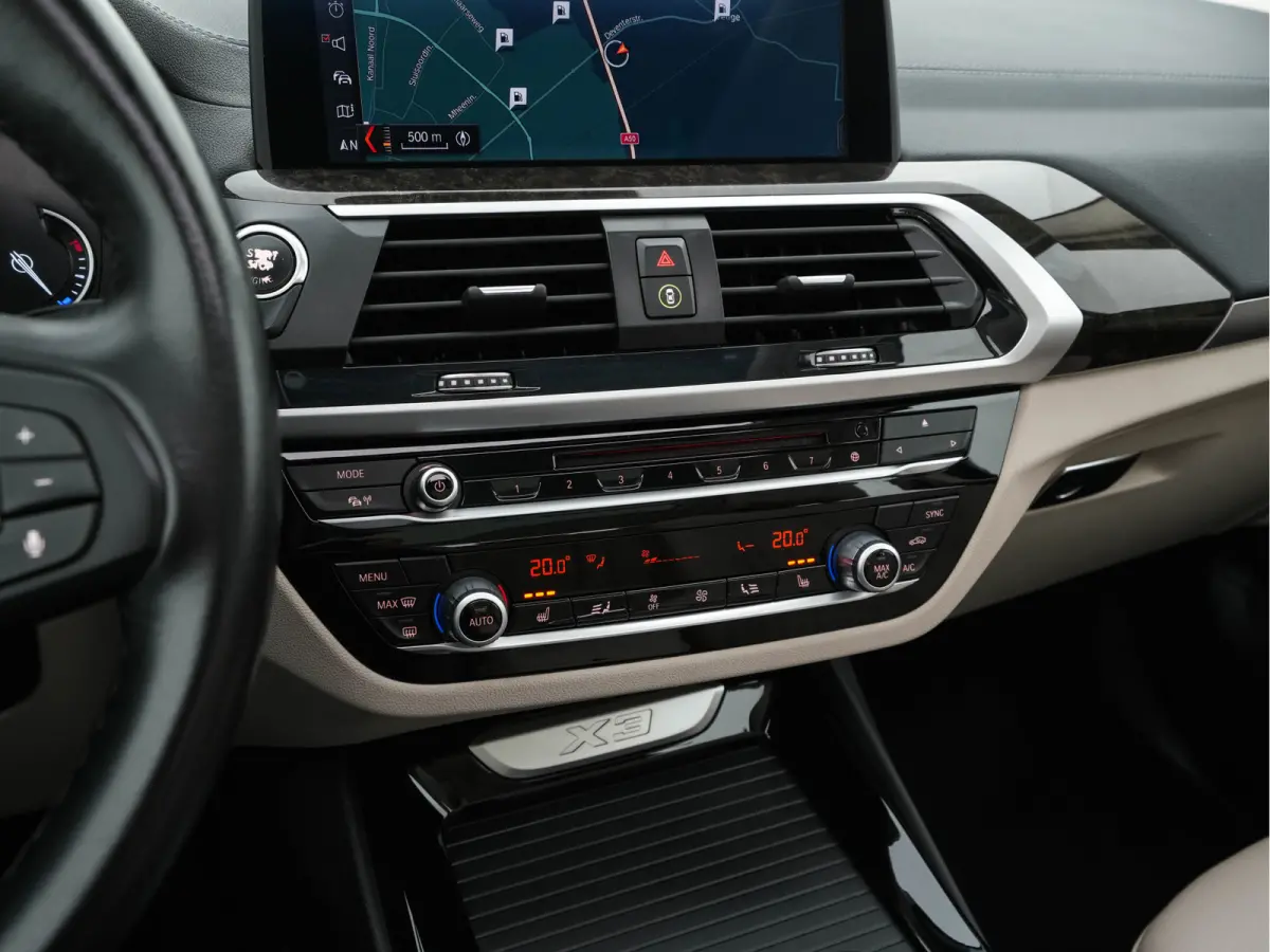 xDrive30d High Executive Luxury-Line Aut. *PANO | HEAD-UP | LEATHER | FULL-LED | NAVI-FULLMAP | HEATED-SPORT-SEATS | MEMORY-PACK | CAMERA | ECC | HIFI-AUDIO | PDC | CRUISE | TOWBAR |  19''AL