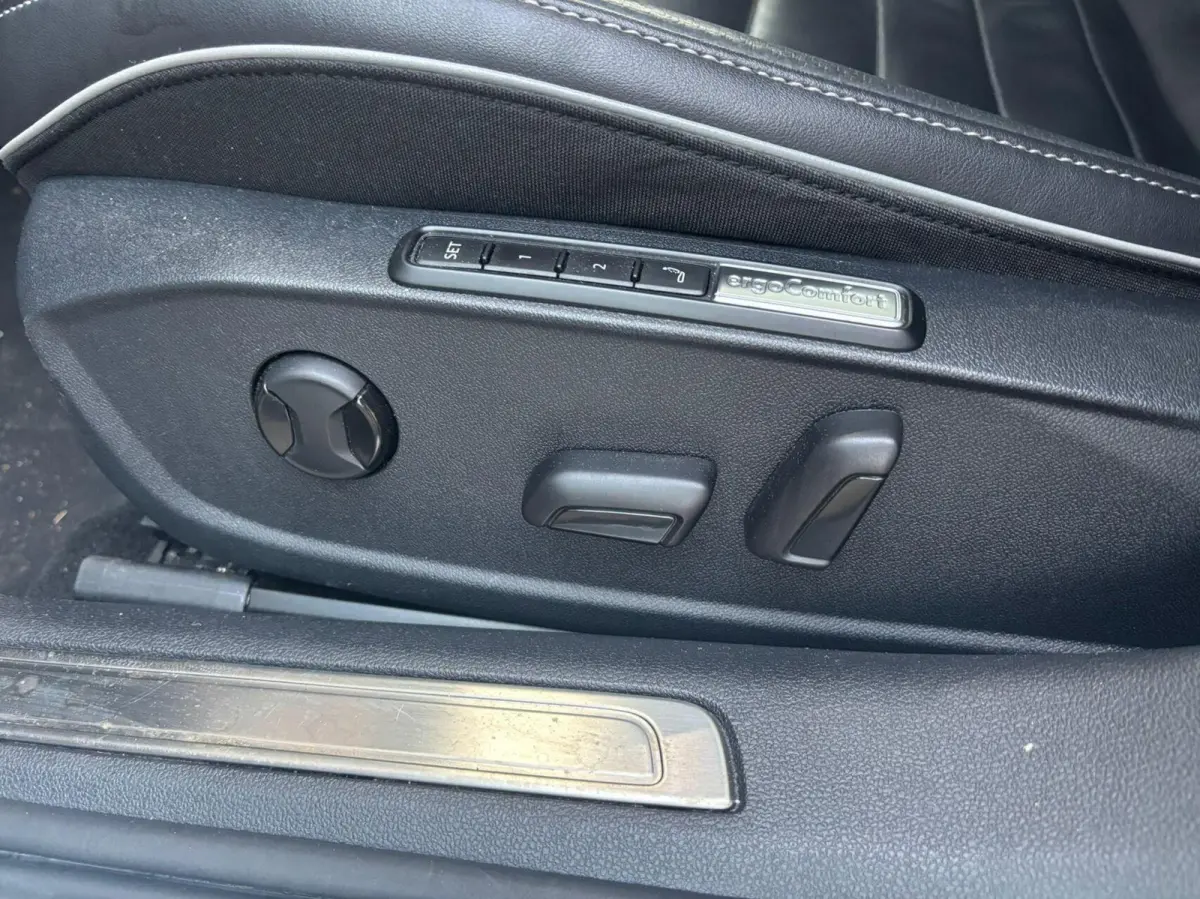 2.0 TDI R-Line Business/dsg/camera/carplay