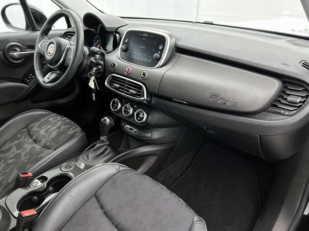 Cross 1.3 FireFly Turbo 150 | Automaat | Climate Control | DAB | Parkeersensoren