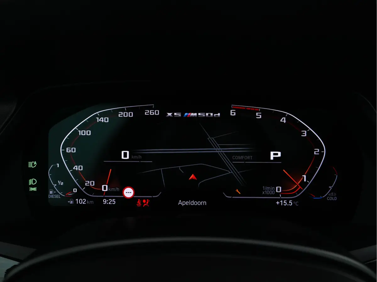 M50d High Executive M-Sportpack Aut. *PANO | HEAD-UP | DESIGN-LEATHER | LASER-LIGHT | TOP-VIEW | HARMAN/KARDON | MEMORY-PACK | DIGI-COCKPIT | DAB+ | HEATED-COMFORTSEATS | NAVI-FULLMAP | KEYL