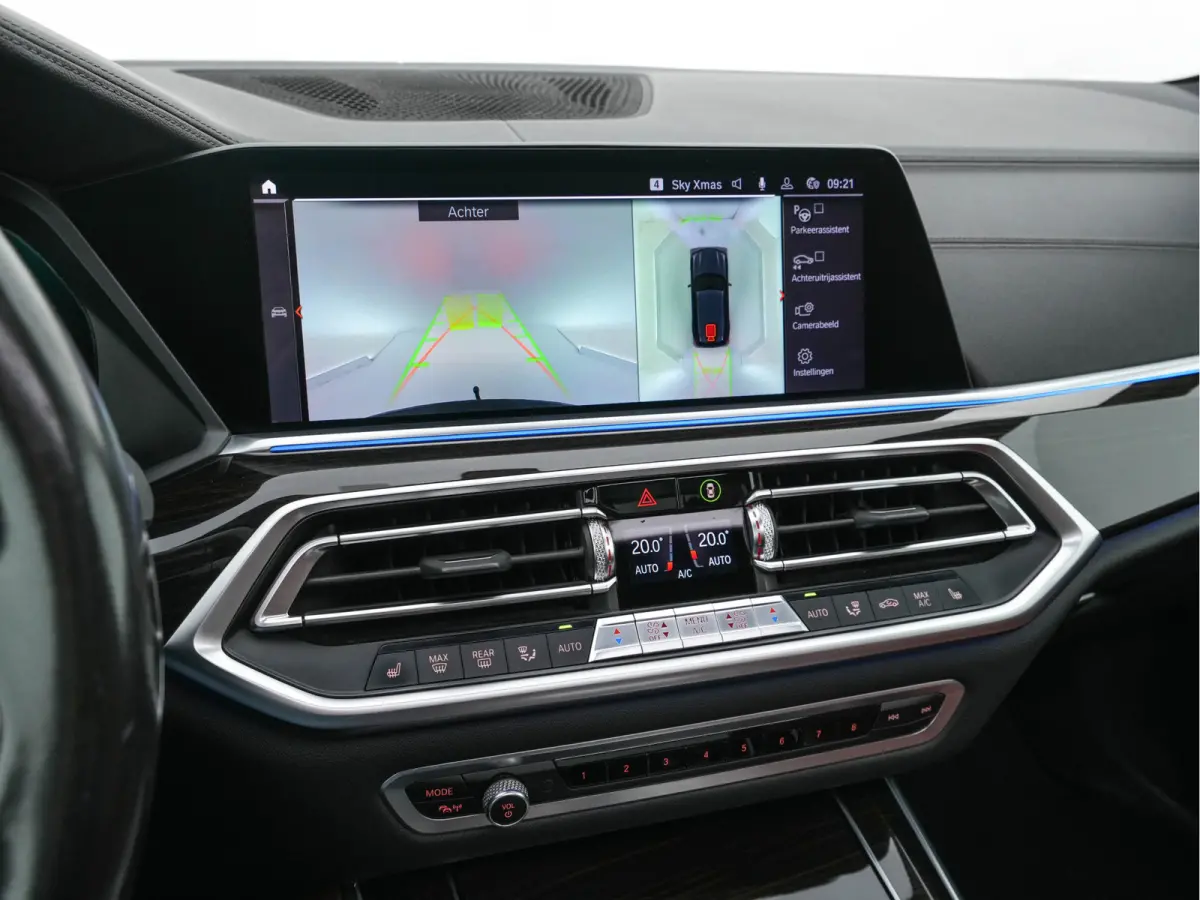 M50d High Executive M-Sportpack Aut. *PANO | HEAD-UP | DESIGN-LEATHER | LASER-LIGHT | TOP-VIEW | HARMAN/KARDON | MEMORY-PACK | DIGI-COCKPIT | DAB+ | HEATED-COMFORTSEATS | NAVI-FULLMAP | KEYL